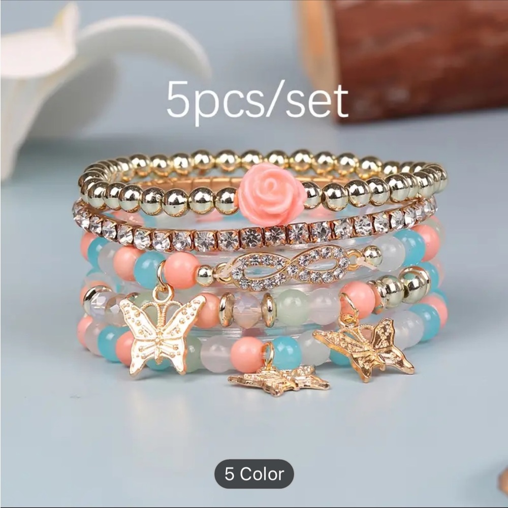 NWT set of 5 beaded rhinestones bracelets